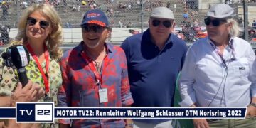 MOTOR TV22: Wolfgang Schlosser, Rennleiter der DTM am Norisring im Interview in der Startaufstellung
