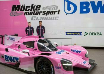 Nico Göhler und Gustavo Kiryla zusammen mit dem Duqueine D08 ©Foto: BWT Mücke Motorsport
