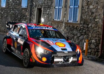 Im Vorverkauf für die Central European Rallye sind ab sofort der Rallye-Pass (99 Euro) sowie das limitierte „1 of 1000“-Ticket erhältlich, mit denen vier Tage lang volles Rallye-Vergnügen geboten wird ©Foto: RedBull Content Pool