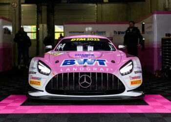 Mit dem BWT Race Lap Award unterstützen die DTM und BWT Trinkwasserprojekte in Afrika ©ADAC