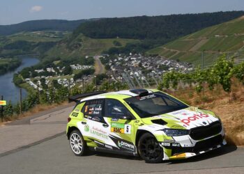 Marijan Griebel und Tobias Braun waren in den Weinbergen nicht zu schlagen ©ADAC