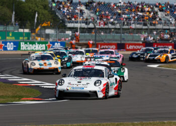 Premierensieg im Porsche Supercup für Alexander Fach ©Porsche Motorsport