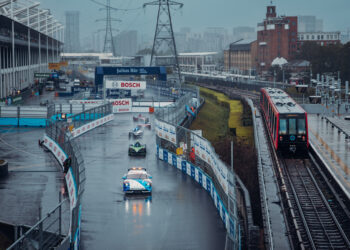 Das TAG Heuer Porsche Formel-E-Team beendet in London seine bisher erfolgreichste Saison ©Porsche Motorsport