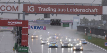 Larry ten Voorde gewinnt Regenrennen in der Eifel ©Porsche Motorsport