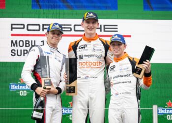 Sieg von Loek Hartog vertagt Titelentscheidung auf das Finale ©Porsche Motorsport