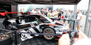 Das DTM-Innovationstaxi wird in der zweiten Saisonhälfte ausschließlich von E-Fuels angetrieben ©ADAC Motorsport