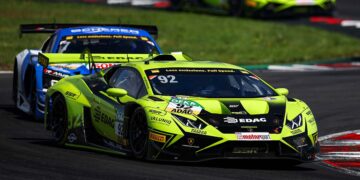 Mirko Bortolotti entschied das mitreißende Duell gegen Verfolger Ricardo Feller für sich ©ADAC Motorsport