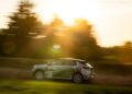 Die DTM-Fahrer sorgten für rasante Action auf dem Massen Dirt Track ©ADAC Motorsport