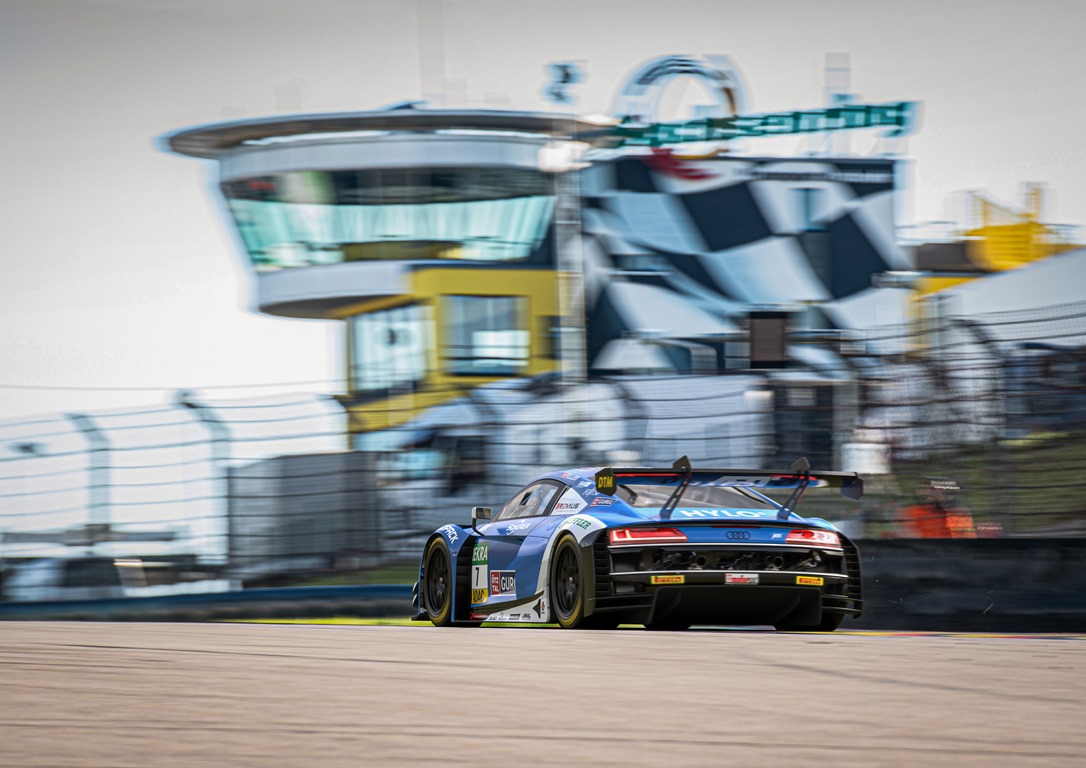 ABT Sportsline gratuliert ran racing zum 100. DTM-Rennen | TV22