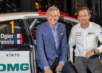 231016 CER 1730 DE 3 Freuen sich auf die Central European Rally: Sébastien Ogier (achtfacher Rallye-Weltmeister, rechts) und Dr. Gerd Ennser (ADAC Sportpräsident) ©ADAC Motorsport