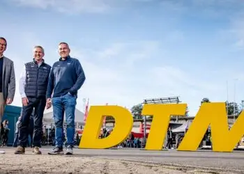 Von links nach rechts: Matthias Pietza (Managing Director bei Infront Germany), Dr. Gerd Ennser (ADAC Sportpräsident) und Thomas Voss (ADAC Motorsportchef) ©ADAC Motorsport