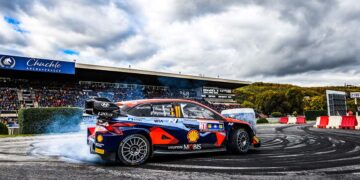 Hyundai-Pilot Thierry Neuville liegt nach dem ersten Tag der Central European Rally in Führung ©ADAC Motorsport