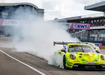 Mit einem Sieg im letzten Rennen feierte Thomas Preining einen perfekten Saisonabschluss ©ADAC Motorsport