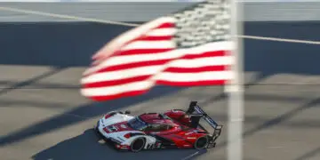 Neun Rennwagen von Porsche beim 24-Stunden-Klassiker in Daytona ©Porsche Motorsport