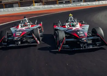 Vier Porsche 99X Electric auf Titeljagd in der Formel E © Porsche