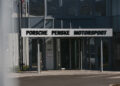 Porsche Penske Motorsport stellt hochmodernen Standort in Mannheim vor