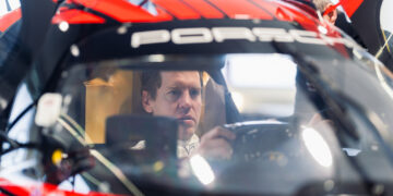 Sebastian Vettel testet den Porsche 963