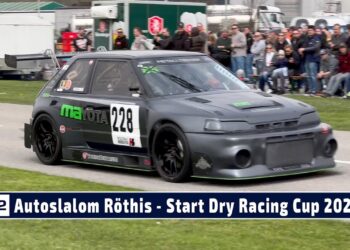 MOTOR TV22: Alexander Sohm Mazda 323 Turbo und Manuel Fink Renault Clio R3 beim Autoslalom Röthis
