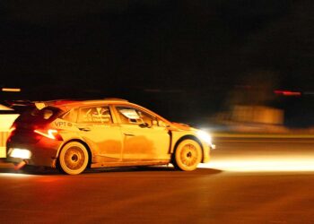 Die vierte und letzte WP am Freitag findet bei Dunkelheit in Gelenau statt ©ADAC Motorsport