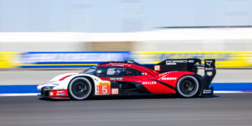 Anspruchsvolles Doppelprogramm für Porsche Penske Motorsport