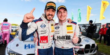 Gabriele Piana/Michael Schrey gewinnen Saisonauftakt der ADAC GT4 Germany in Oschersleben