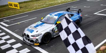 Piana/Schrey fahren zum Doppelsieg beim Saisonauftakt der ADAC GT4 Germany in Oschersleben
