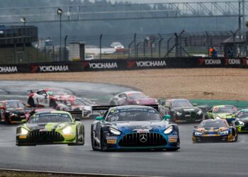 Breite Motorsport-Palette erfreut Fans auf dem Nürburgring