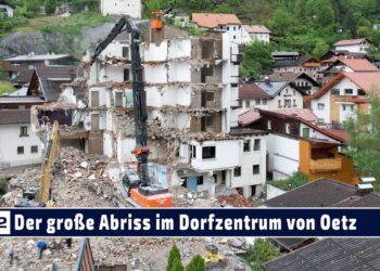 Mammut-Abbruch-Projekt der Firma Thurner Bau im Ortszentrum von Oetz – Ötztal Tirol Abriss
