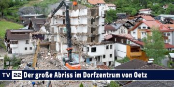 Mammut-Abbruch-Projekt der Firma Thurner Bau im Ortszentrum von Oetz – Ötztal Tirol Abriss