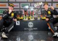 241119 gtm 1 Tom Kalender und Elias Seppänen mit vielen neuen Pokalen für die Trophäensammlung