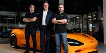 Dörr Motorsport: Ben Dörr, Rainer Dörr, Timo Glock (v.l.) Download 1.35 MB Dörr Motorsport: Ben Dörr, Rainer Dörr, Timo Glock (v.l.)