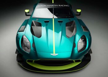 Comtoyou Racing startet mit Aston Martin erstmals in der DTM (Foto: Aston Martin)