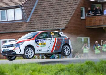 Höhenflüge: Der ADAC Opel Electric Rally Cup hat sich längst international etabliert