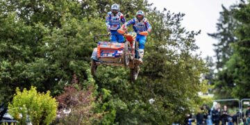 Tim Prümmer und Jarno Steegmans übernahmen mit dem Sieg auch die Meisterschaftsführung bei den Seitenwagen