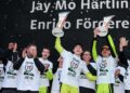 Eingeschworene Truppe: Großer Jubel bei SR Motorsport by Schnitzelalm