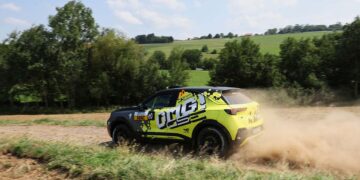 Power-Stromer: Der neue Opel Mokka GSE Rally glänzt mit 281 Elektro-PS