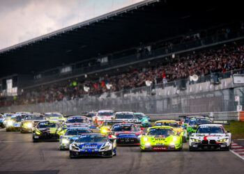 Scherer PHX holt den Sieg beim Sonntagsrennen