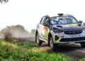 Steile Lernkurve: Claire Schönborn steigerte sich bei ihrer ersten Schotter-Rallye in einem Fronttriebler von Prüfung zu Prüfung