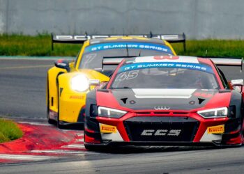 Thomas Westarp (vorne) klassierte sich in der GT Summer Series dreimal vor Hermann Speck (hinten) (Foto: GT Summer Series)