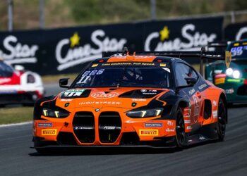 Ihre ersten Verfolger im BMW: Leyton Fourie/Tim Zimmermann
