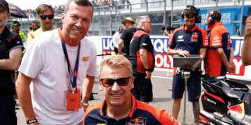 Rekordnationalspieler Lothar Matthäus und Pit Beirer, Motorsportdirektor KTM.