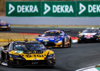 Mirko Bortolotti sorgte für den weltweit ersten Sieg des neuen Lamborghini Temerario GT3