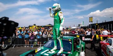 Jubel bei Marco Wittmann: Der Fürther entschied das Sonntagsrennen der DTM für sich