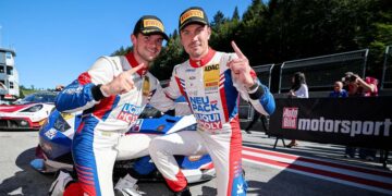 Vom letzten Startplatz nach ganz vorne: Finn Zulauf (links) und Felix Hirsiger (rechts) im zweiten Rennen des ADAC GT Masters