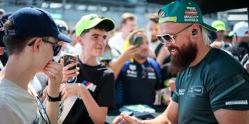 Bei der DTM kommen die Fans den Fahrern wie Nicki Thiim besonders nah